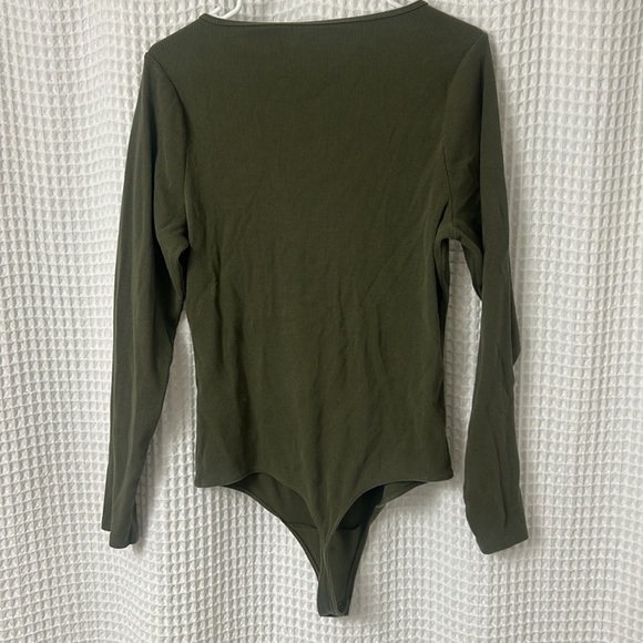 Soft A&F Rib Green Bodysuit with hook & eye closure XL - Picture 5 of 7